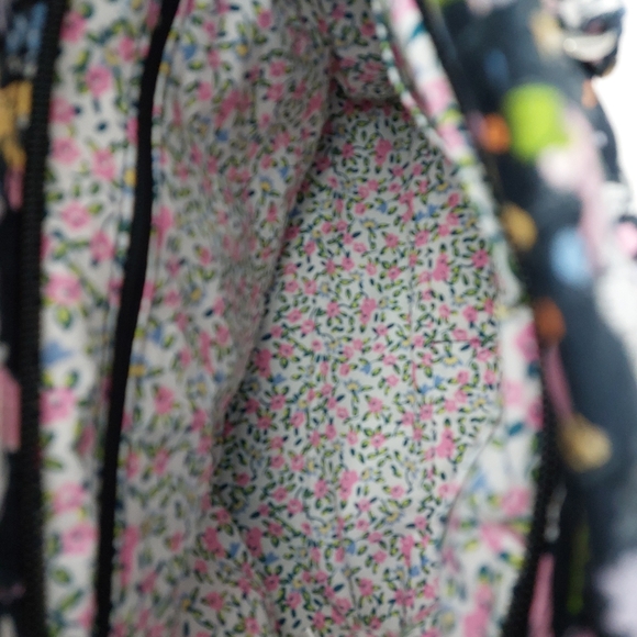 Vera Bradley Disney Classics Campus Backpack NWT - Picture 4 of 4